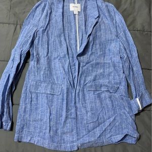 Old Navy relaxed blazer, size small.